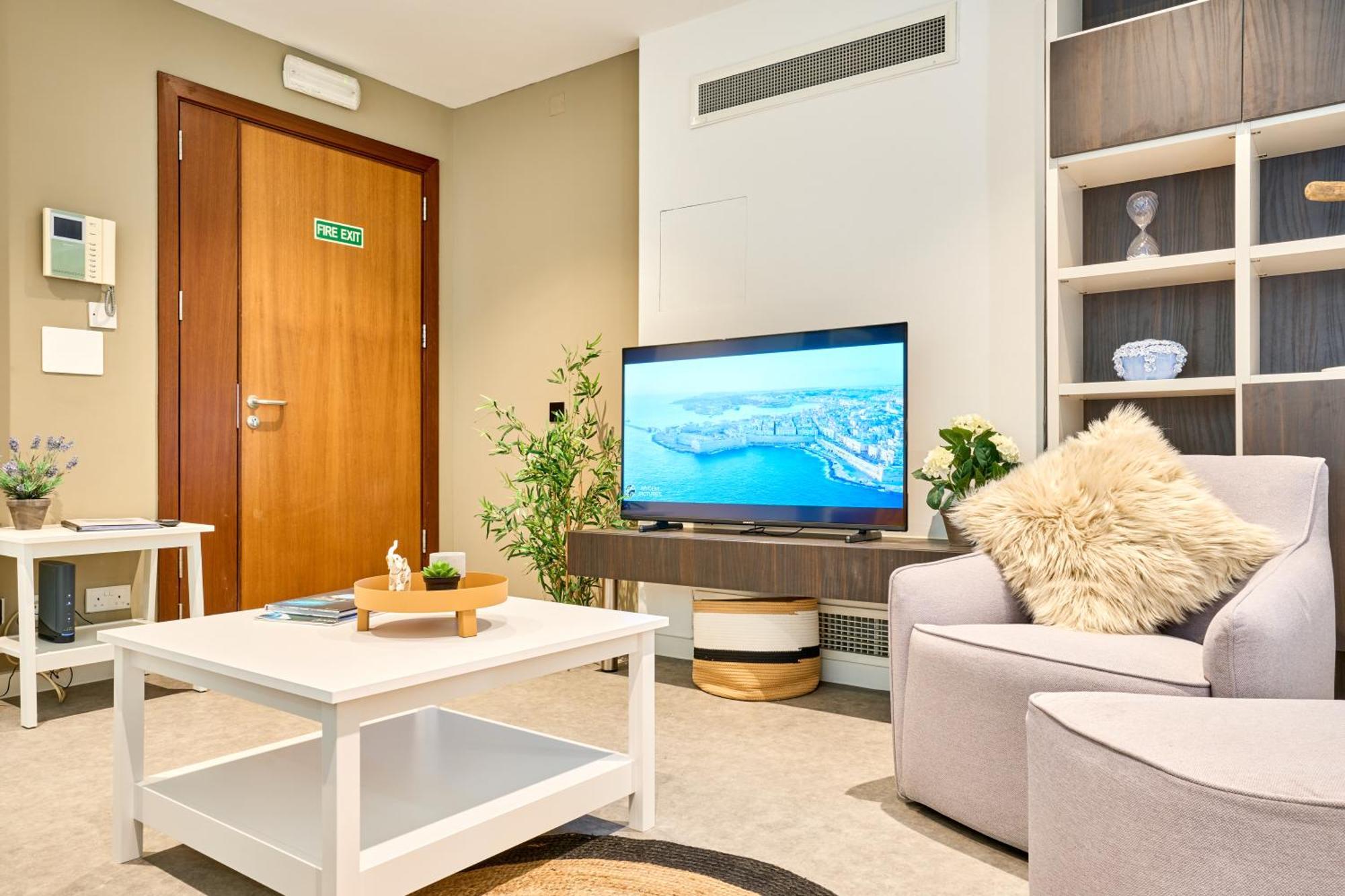 Stylish Apartment In Tigne Point Sliema Exteriér fotografie